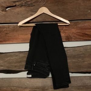 BANANA REPUBLIC skinny black jeans